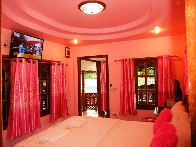 Suksomjai Hotel Районг Стая снимка