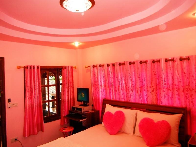 Suksomjai Hotel Районг Стая снимка
